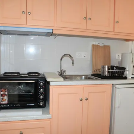Pyrgos Apartament