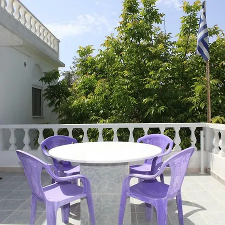 Apartament Pyrgos