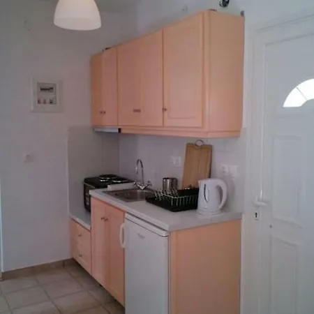 Apartment O Pyrgos Panormos (Skopelos)