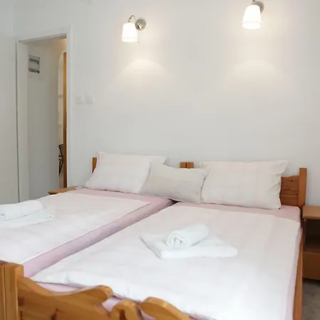 Apartament Pyrgos